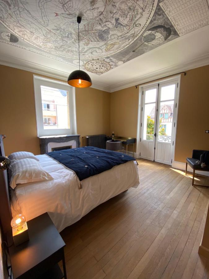 Maison Blanche Chartres - Maison D'Hotes 5 Etoiles Eksteriør billede